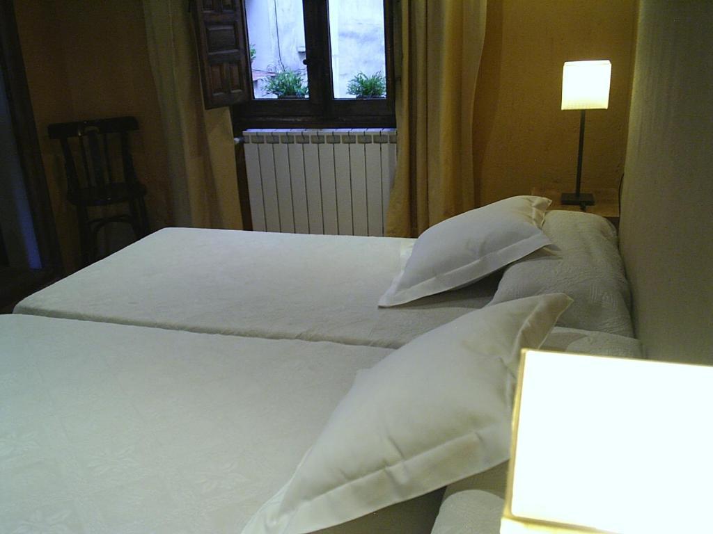 La Casa De San Pedro Apartment Cuenca  Ruang foto